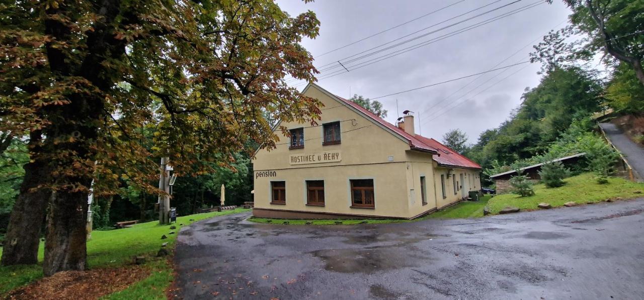 Hostinec U Reky Hotel Ostravice Exterior photo